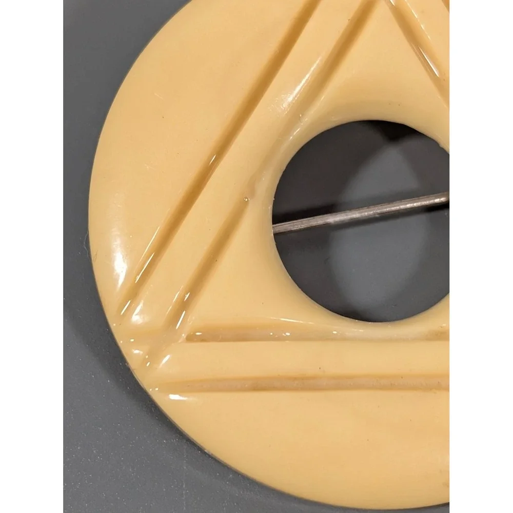 Estate vintage butterscotch